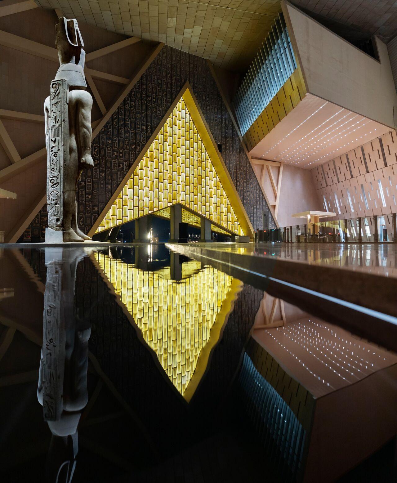 //www.som2travel.es/cdn/images/content/Egipto/Museo de Egipto 5.jpeg